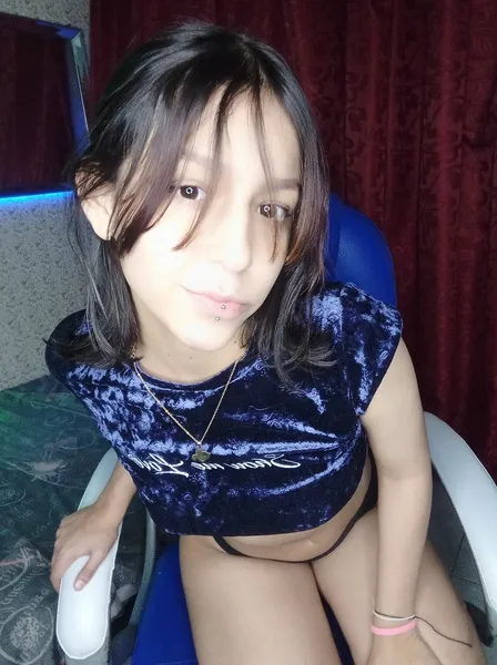 Live sex webcam photo for SubSkinny #5293572
