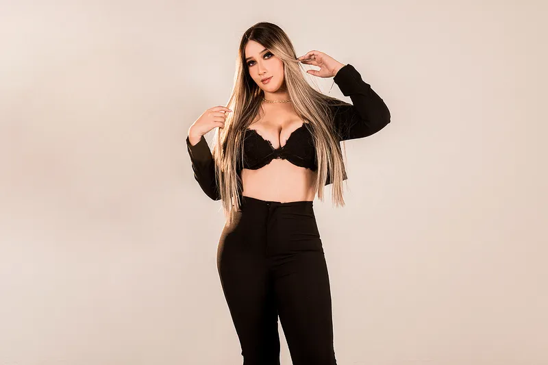 Live sex webcam photo for Mia_Parcker #5288683