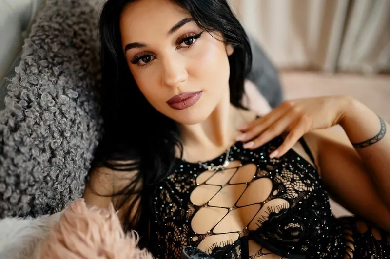 Live sex webcam photo for CoraGracy #4267440