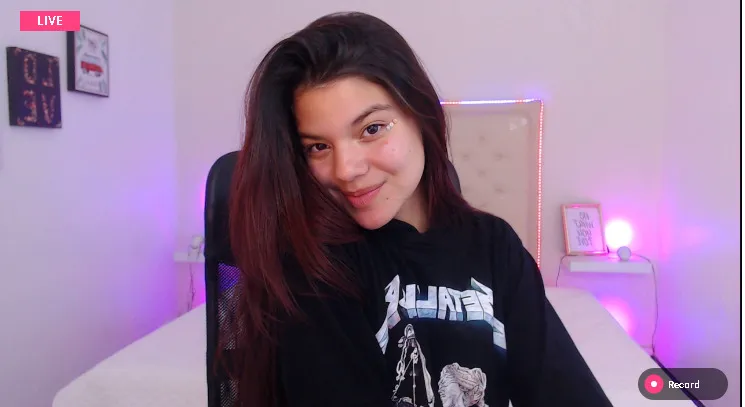 Live sex webcam photo for AnnieStark #5395406
