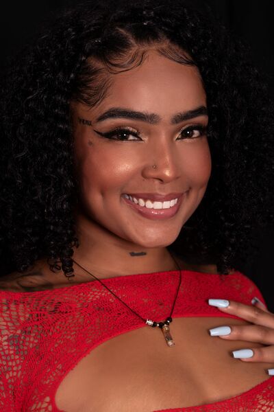 Live sex webcam photo for HoneyKriishna #5325733