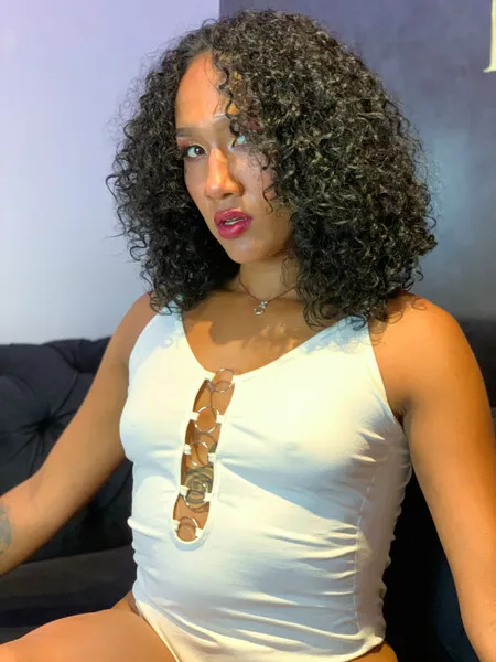Live sex webcam photo for LeahMikaelson #5458393