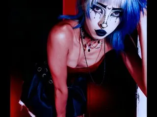 Live sex webcam photo for TinaRoberts19 #8659887