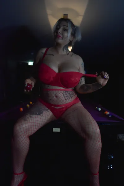 Live sex webcam photo for Curvylicious23 #5337975