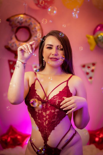 Live sex webcam photo for chantalgirls #6200424