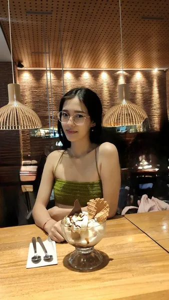 Live sex webcam photo for HannaKahlo #5412468