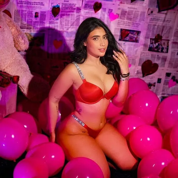 Live sex webcam photo for JulietaKennedy #7801353