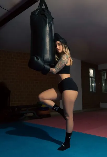 Live sex webcam photo for SabrinaCris #6344117