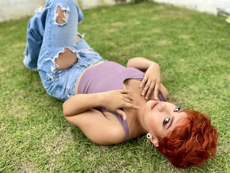 Live sex webcam photo for MadissonStewart #5311349