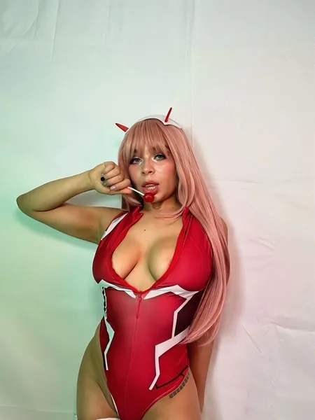Live sex webcam photo for GillianRowe #7179353
