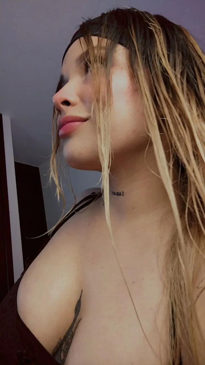 Live sex webcam photo for kateZoe #7871798