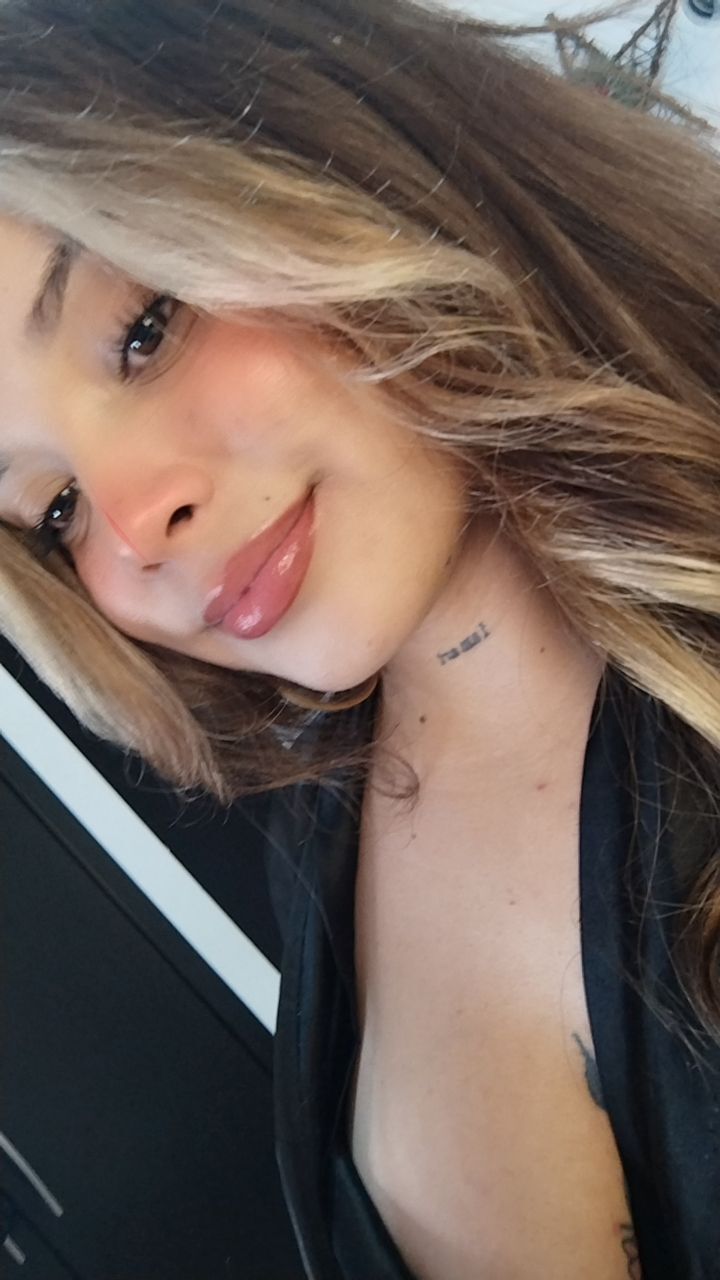 Live sex webcam photo for kateZoe #7871792