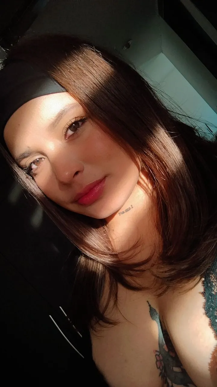 Live sex webcam photo for kateZoe #7871740