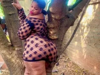 Live sex webcam photo for RoyalMassiveAss #6553057