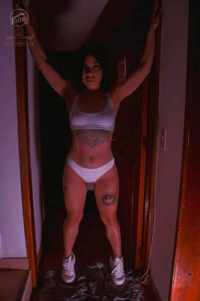 Live sex webcam photo for Almakay #5342022