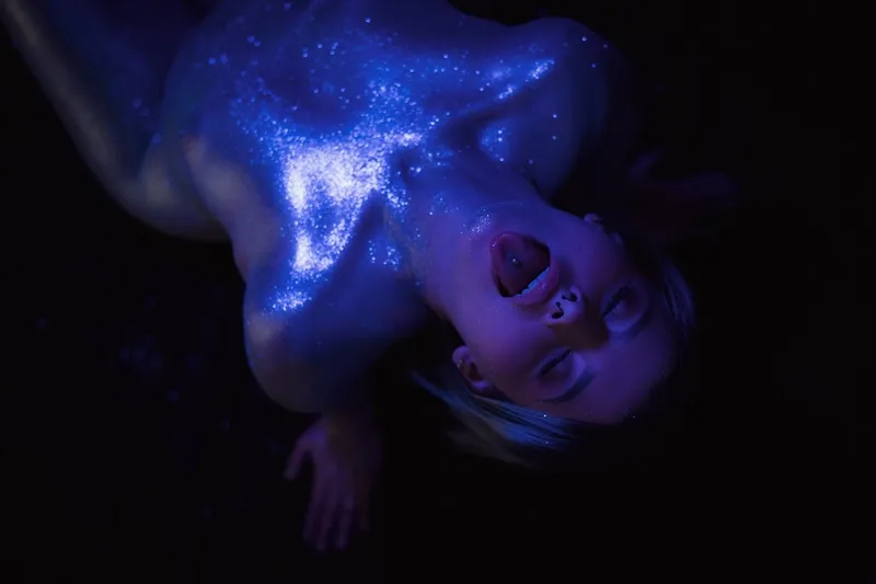 Live sex webcam photo for LunaHolms #5366823