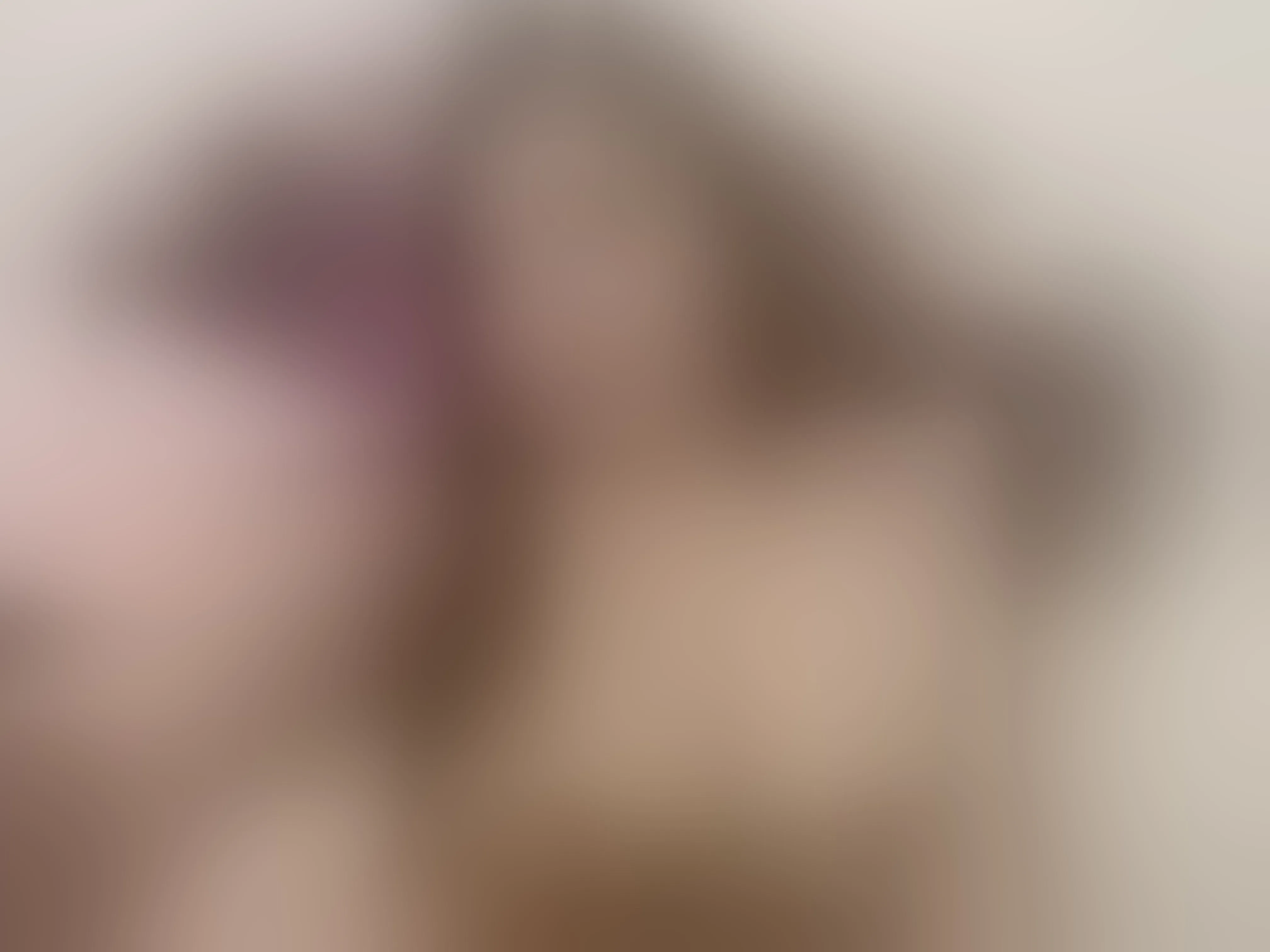 Live sex webcam photo for Elisacolevanss #8523564