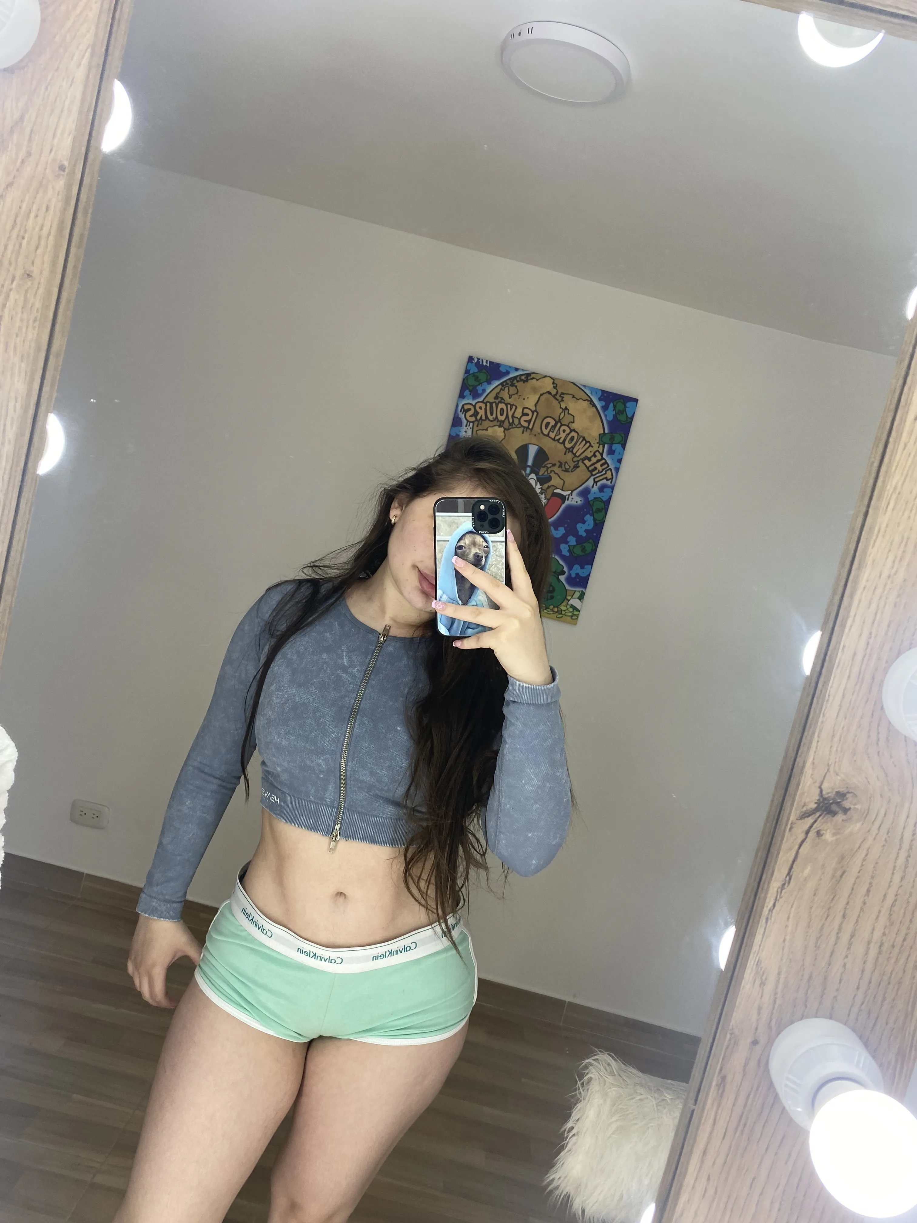 Live sex webcam photo for Elisacolevanss #8673206