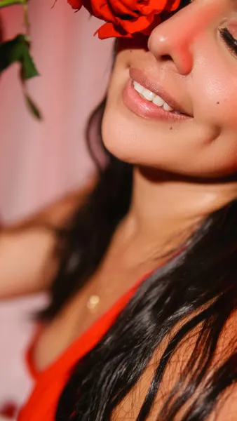 Live sex webcam photo for EmmilyKhan #7428990