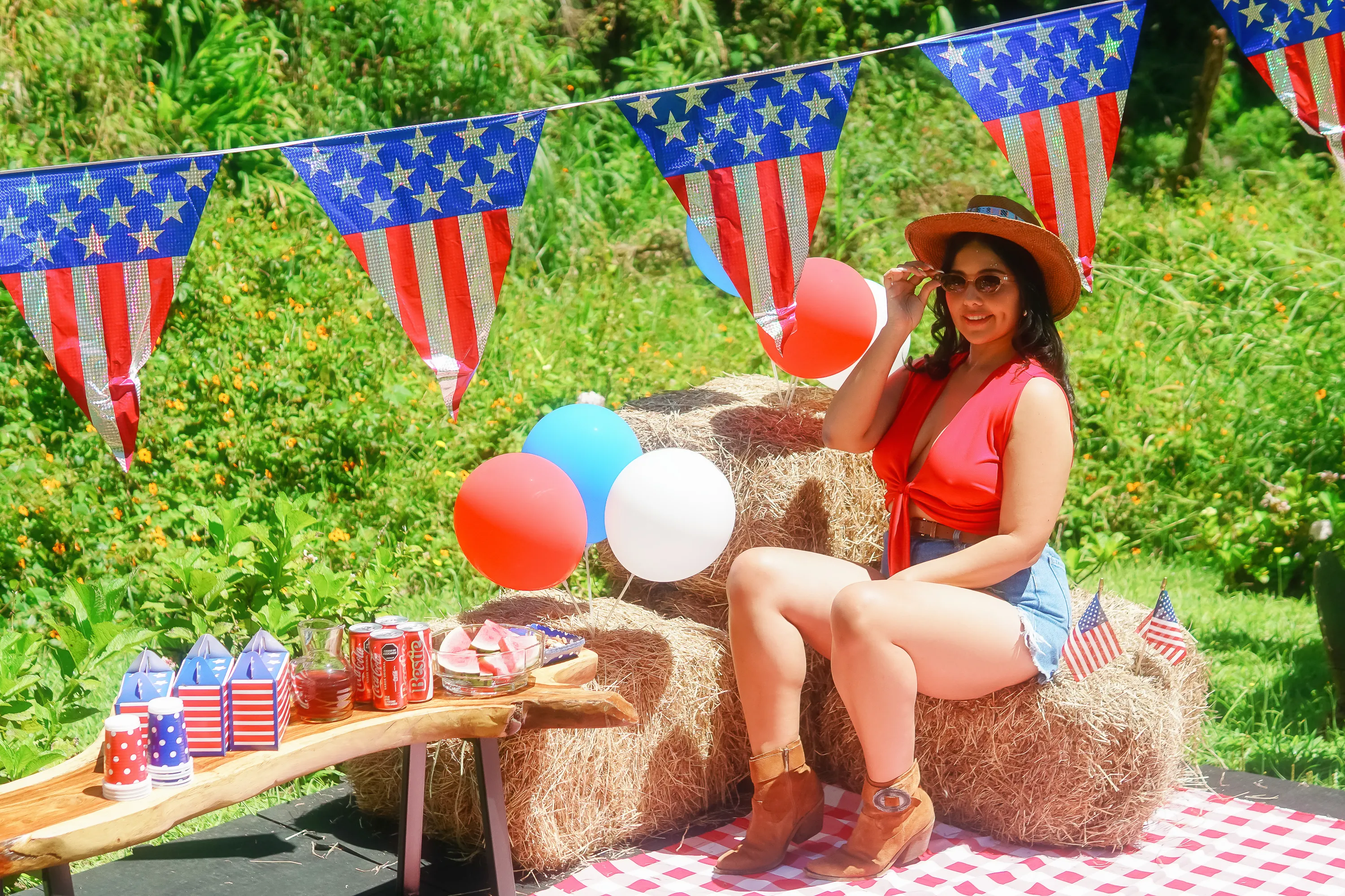 Live sex webcam photo for EmmilyKhan #7429047