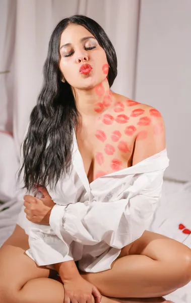 Live sex webcam photo for EmmilyKhan #7428986