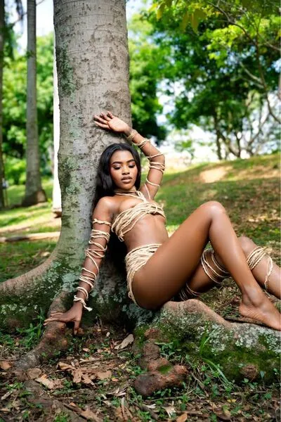 Live sex webcam photo for CassandraVegga #6193602