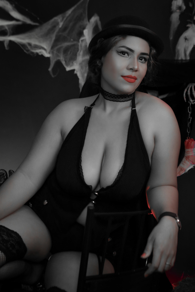 Live sex webcam photo for angelawalkek #5718393