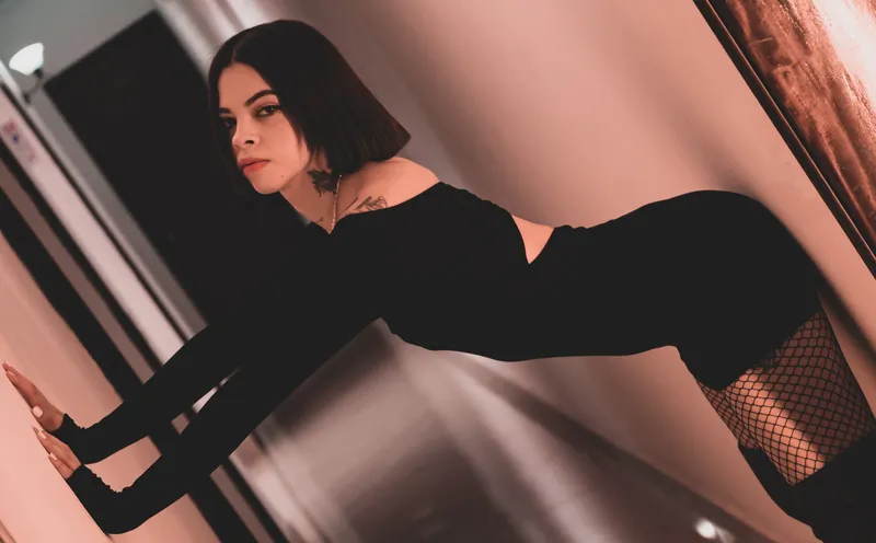 Live sex webcam photo for IamVivi #5329190