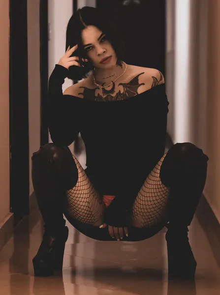 Live sex webcam photo for IamVivi #5329191