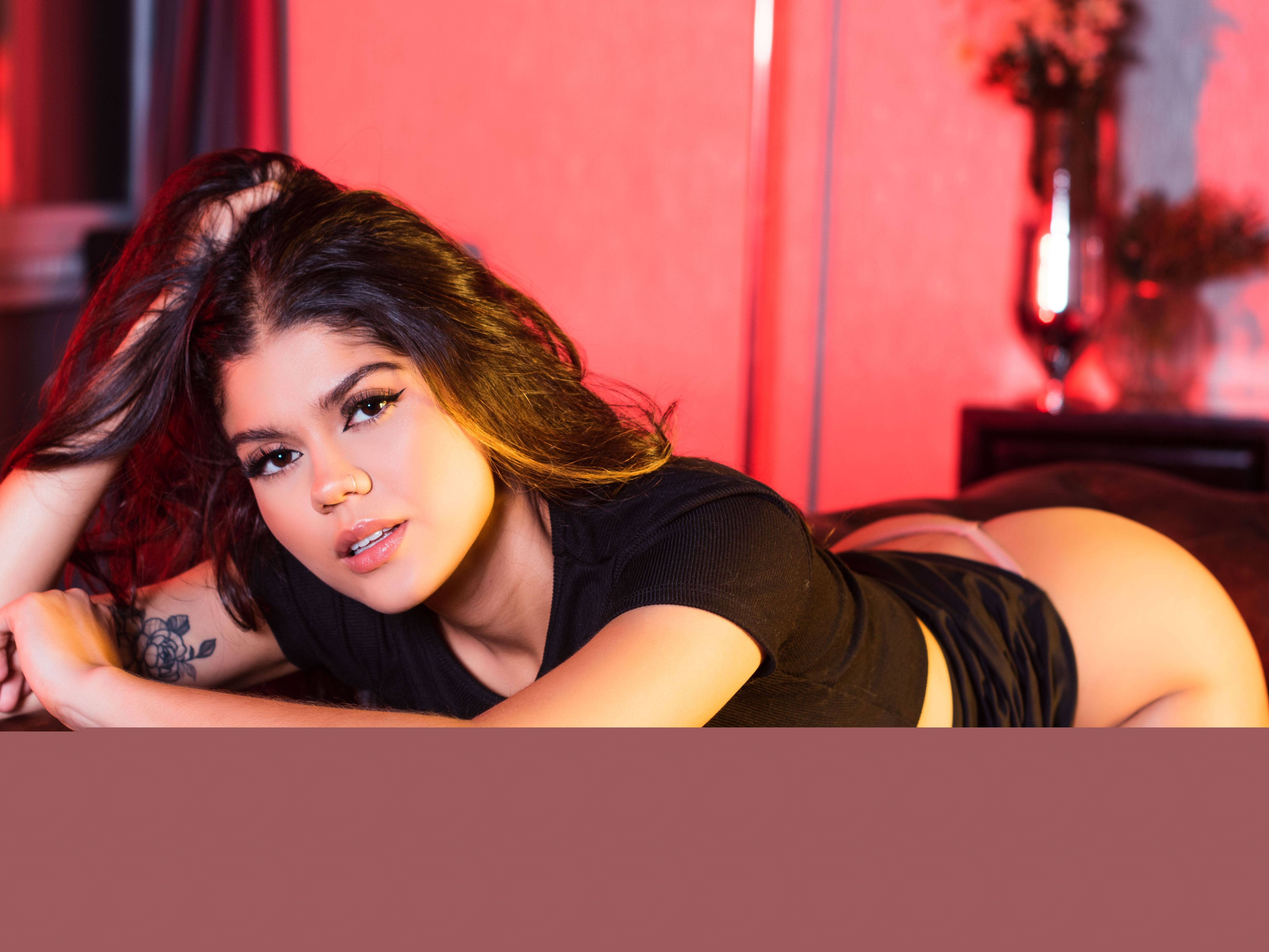 Live sex webcam photo for AmeliaFosterr #5442176