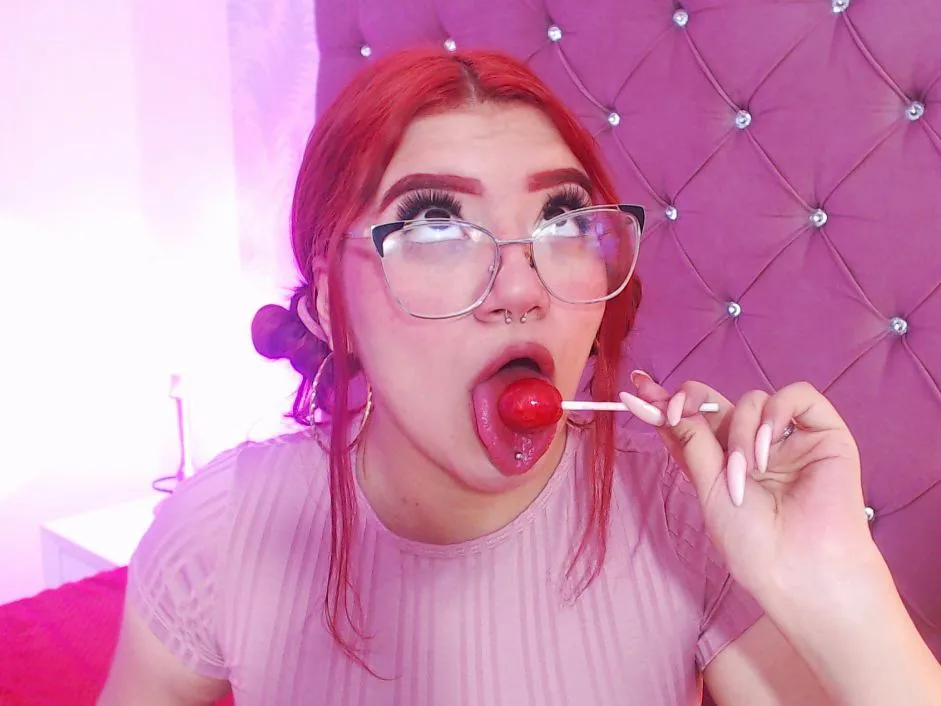 Live sex webcam photo for SussansAddaams #5488903