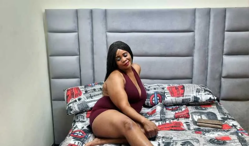 Live sex webcam photo for BlackMilf4YouXX #5334715