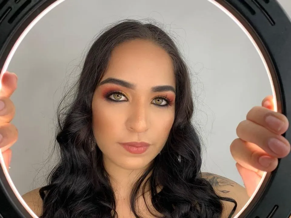 Live sex webcam photo for HaileyFords #5320477