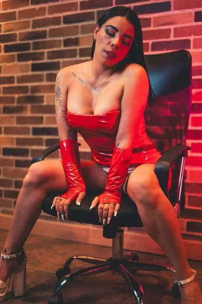 Live sex webcam photo for pamelamorriss #5520216