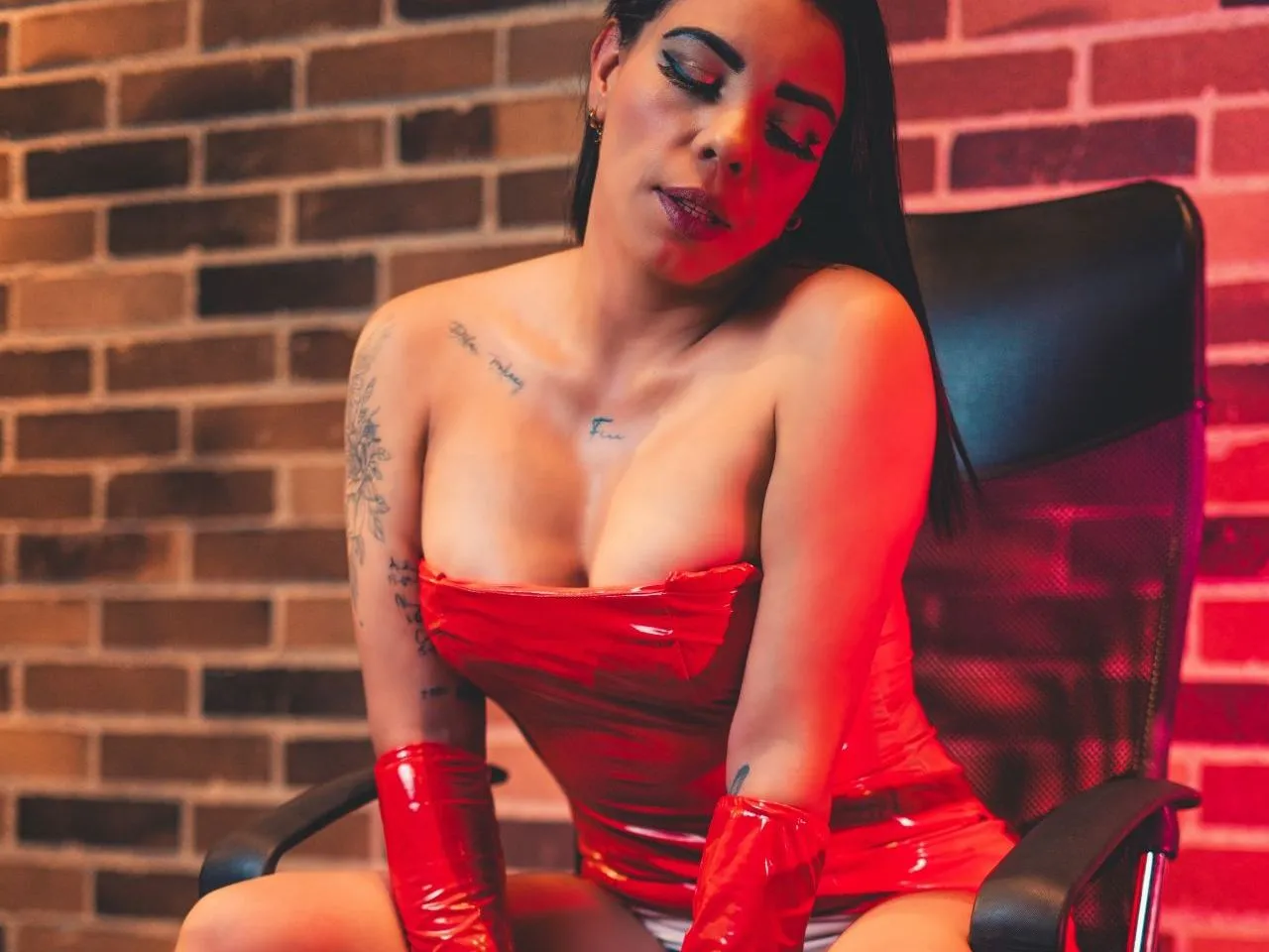 Live sex webcam photo for pamelamorriss #5520213