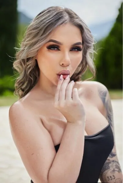 Live sex webcam photo for SkarletTompson #5381745