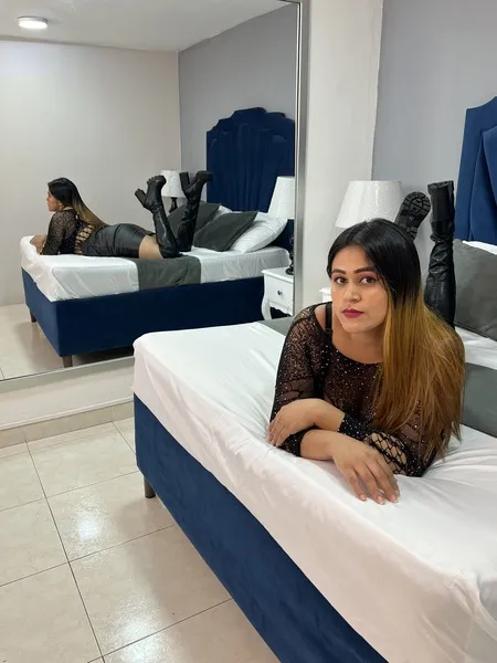 Live sex webcam photo for SalomeAdamss #6252733