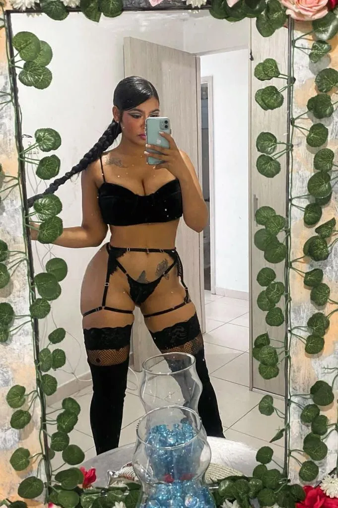 Live sex webcam photo for Ivannawolf159 #7368233