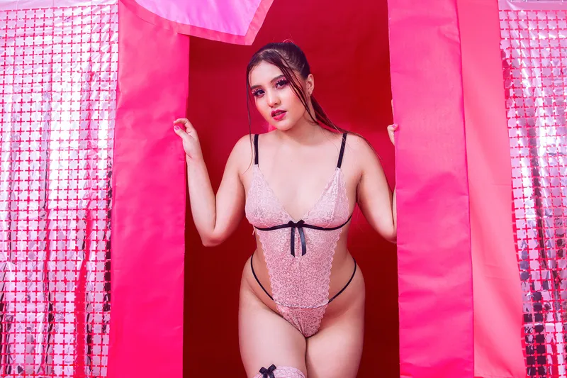 Live sex webcam photo for LindsayOwenXX #5349227