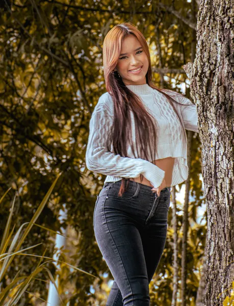 Live sex webcam photo for CatalinnaCabello #6509428