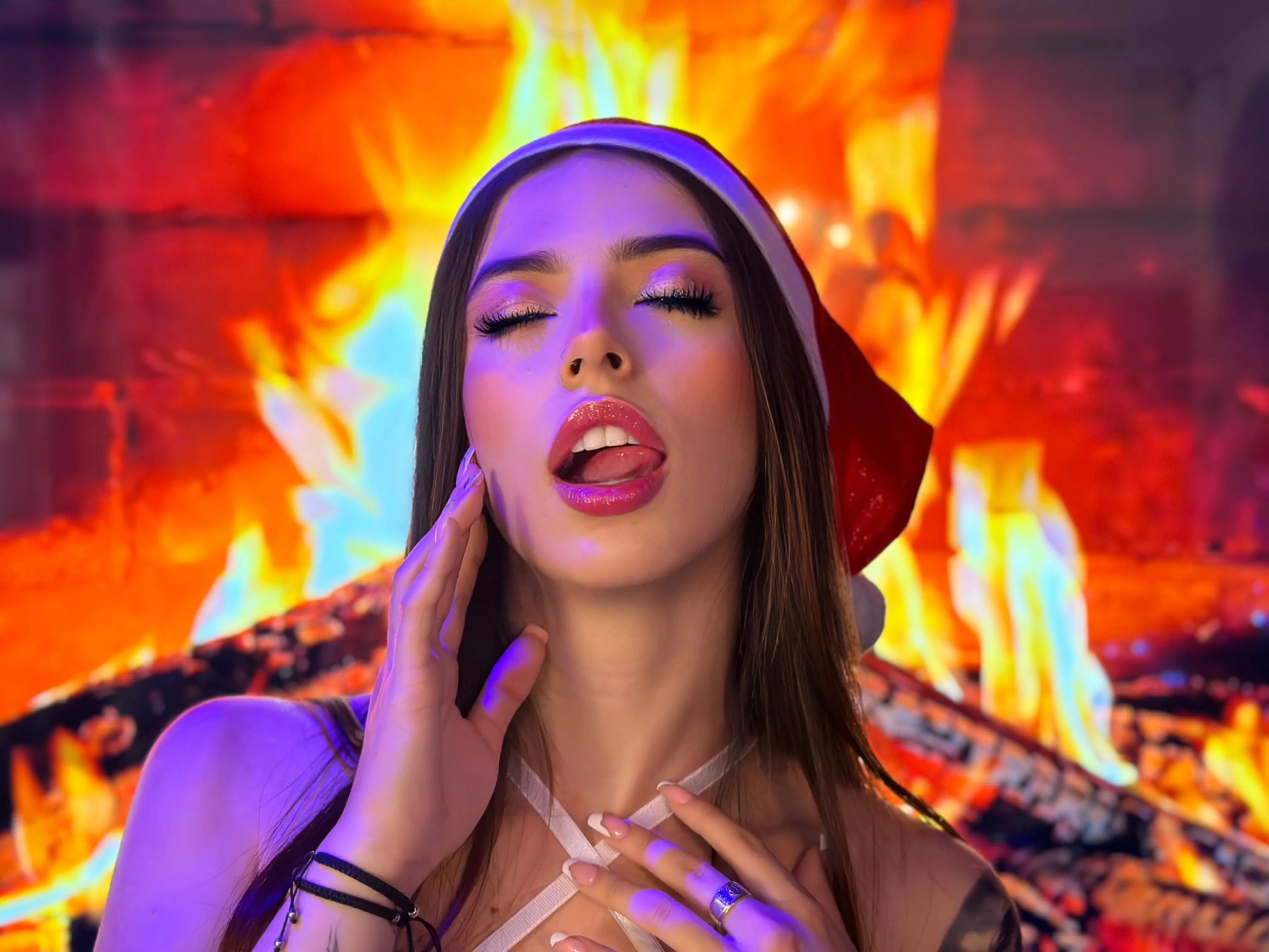 Live sex webcam photo for EmaMalkova #7798022