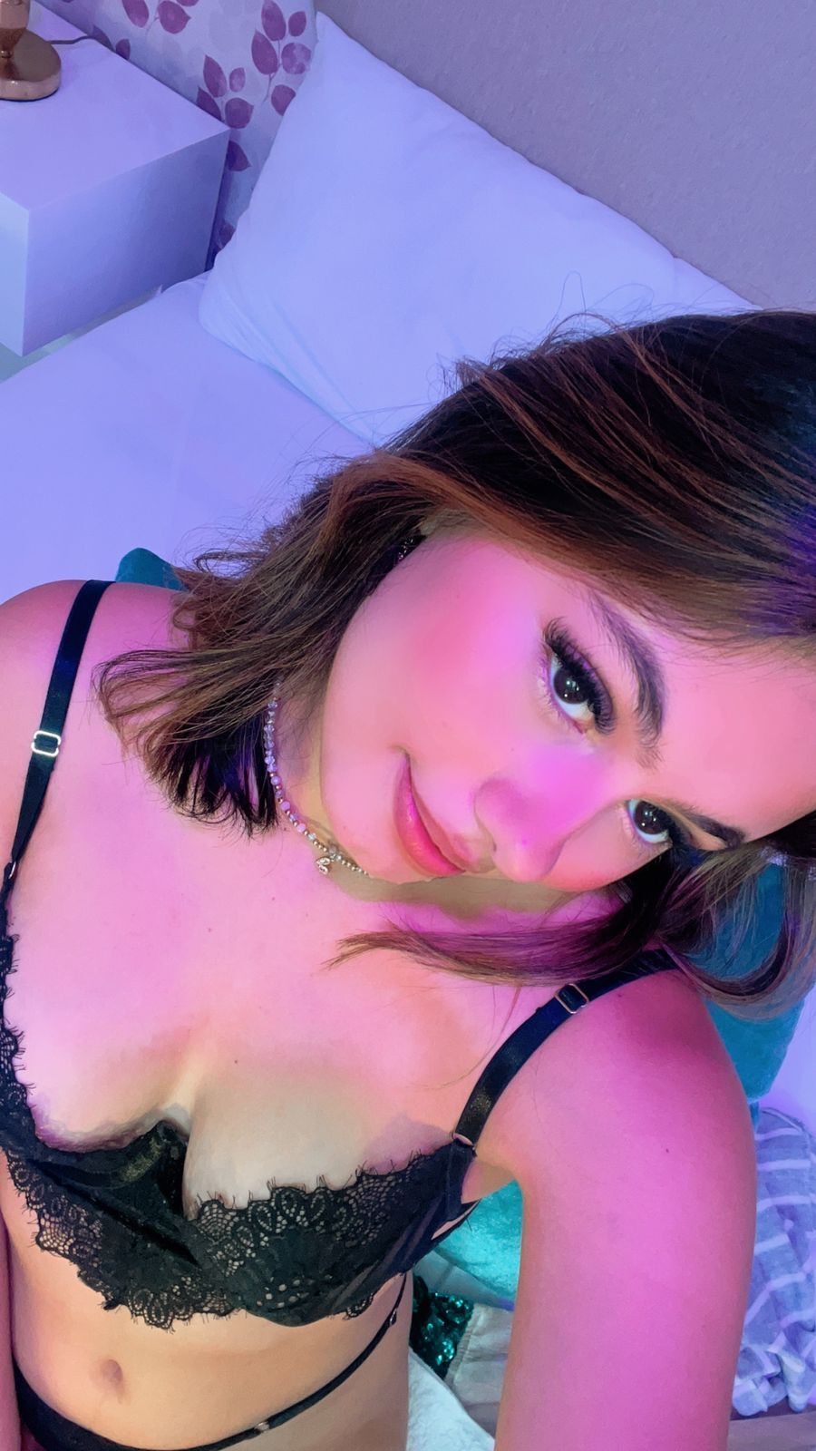 Live sex webcam photo for SusyLuv #7391463