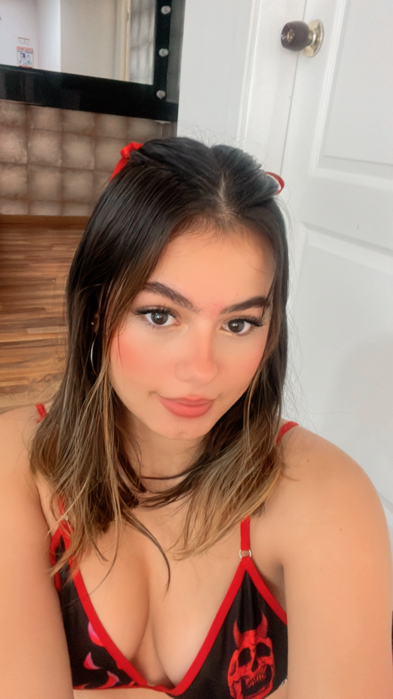 Live sex webcam photo for SusyLuv #7391464