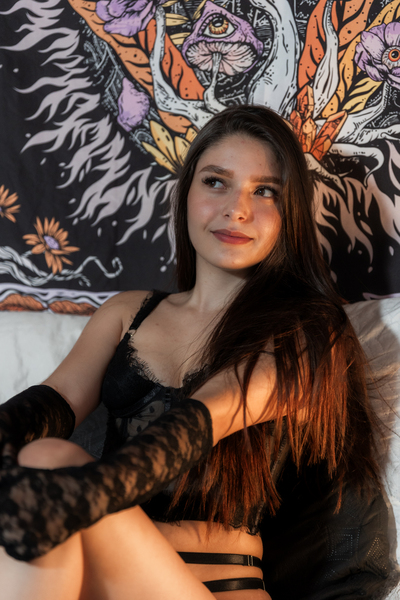 Live sex webcam photo for Estreeella19 #6323623