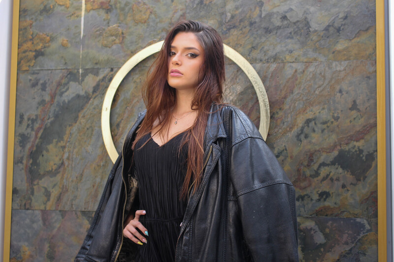 Live sex webcam photo for Estreeella19 #6128174