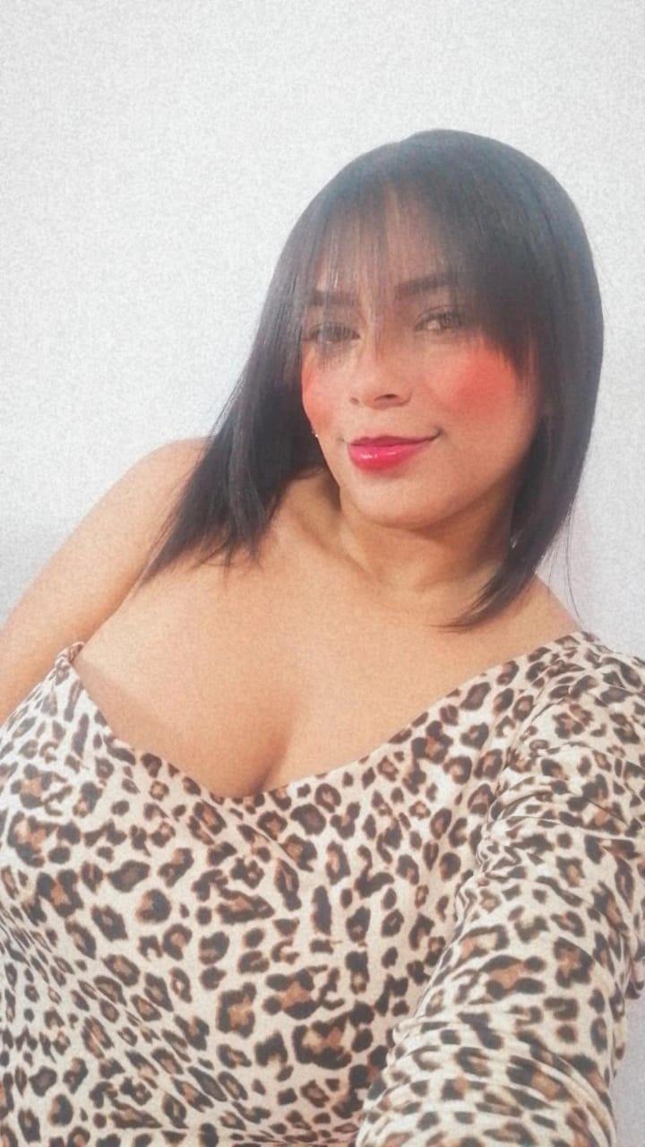 Live sex webcam photo for CAMILAROUS #7219493