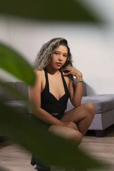 Live sex webcam photo for MolliFlowers #5468349