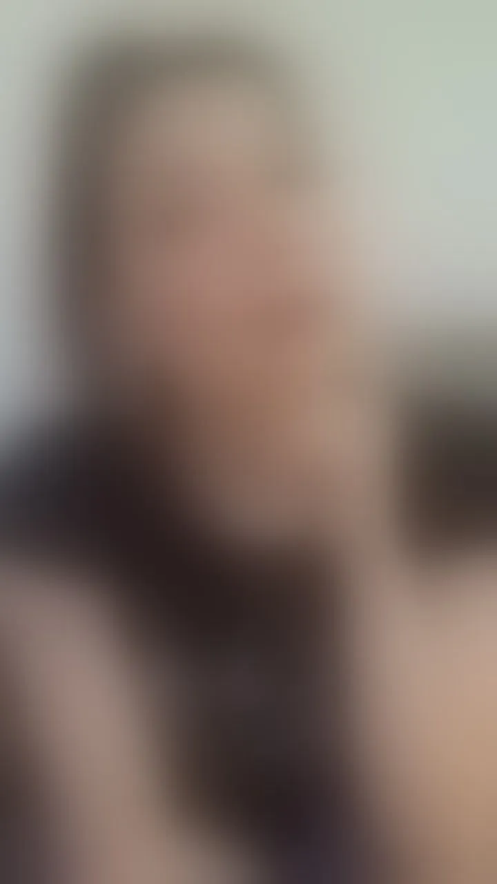 Live sex webcam photo for elizabethadams18 #8429257