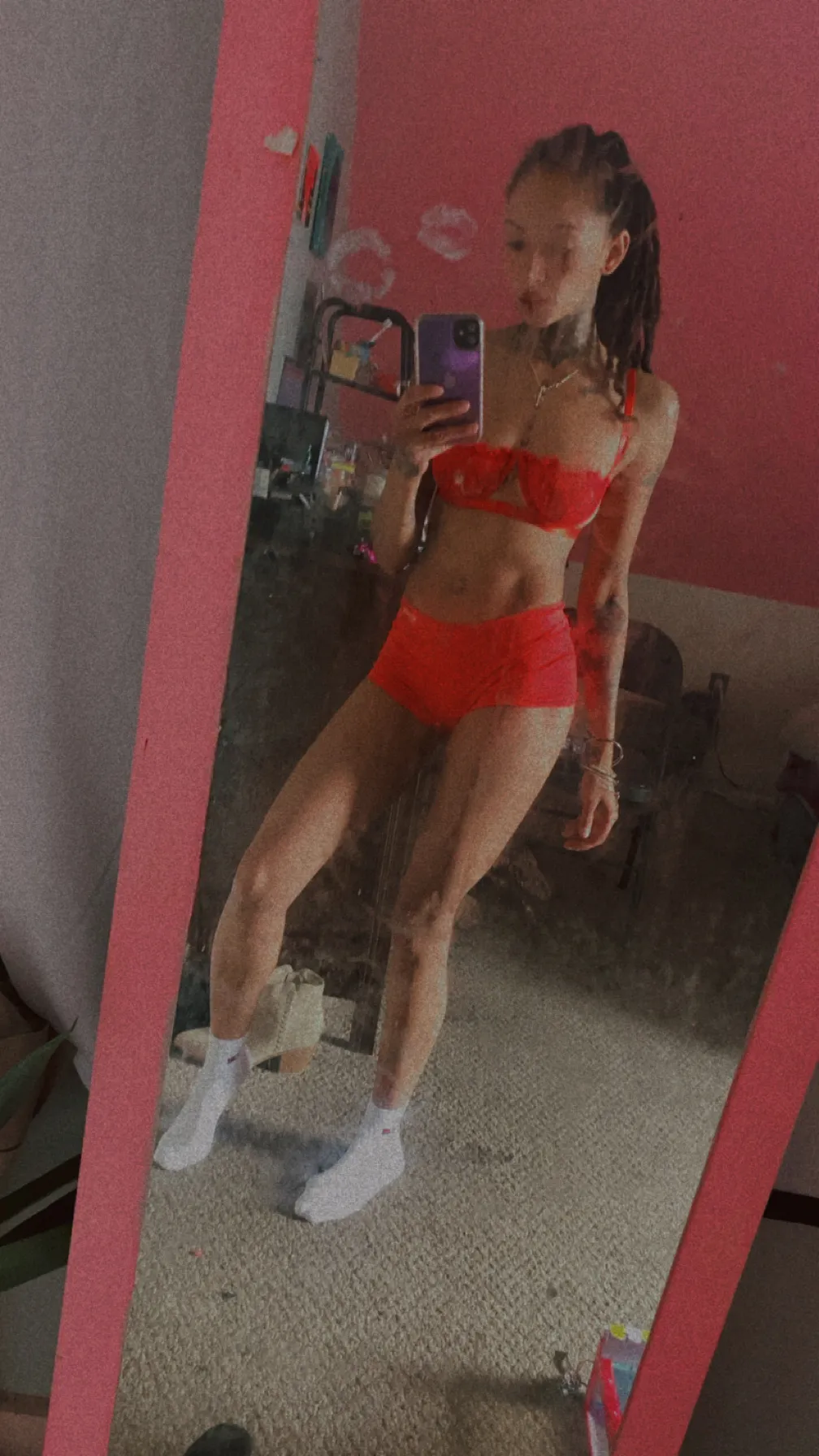 Live sex webcam photo for HoneyPie94 #8593608