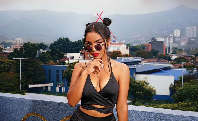 Live sex webcam photo for LucyLiuH #6030495